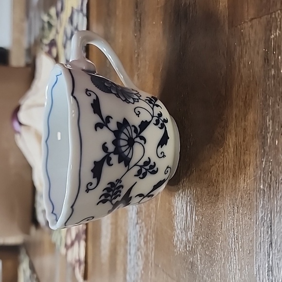 Blue Danube Coffee Cup - Picture 1 of 2